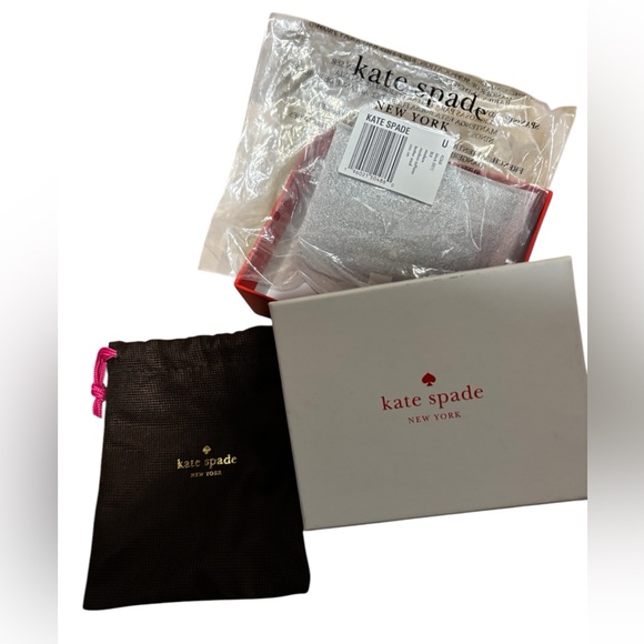 NWT Kate Spade Card Holder, Includes Matching Charm Loop - Picture 2 of 3